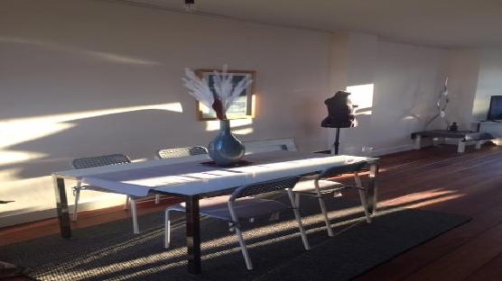 Soft Spacious Central - Two floor Living with a view